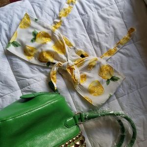 NWT!!Forever21 tie front top